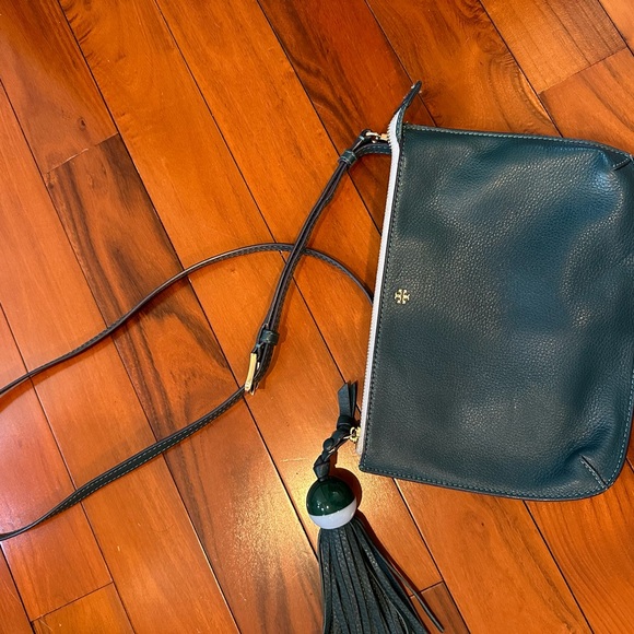 Tory Burch purse - Picture 3 of 11